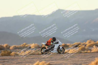 media/Dec-05-2025-CVMA Friday Practice (Fri) [[303bad9a84]]/3-Racer 3 (NRS)/Mock Race/